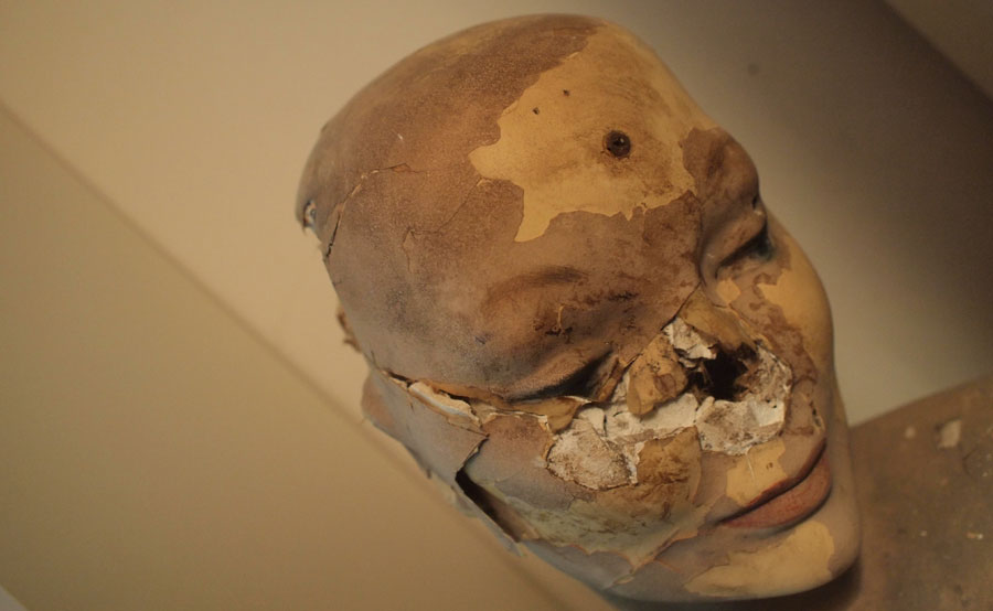 mani head